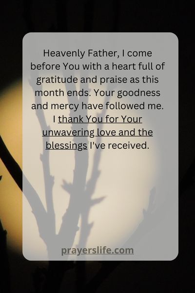 Offering Thanks And Praise In End-Of-Month Prayer