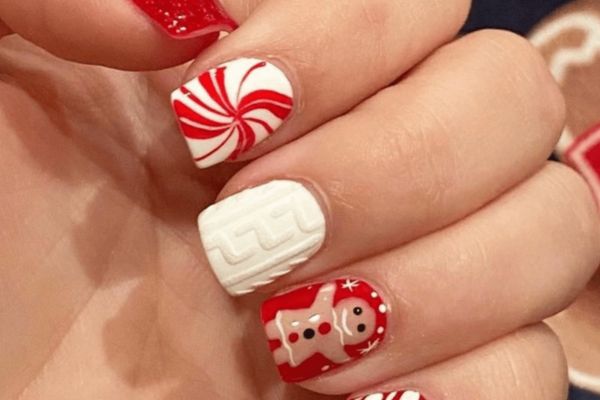 Candy Cane Nails Art