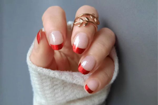 Classy Christmas Nails 5