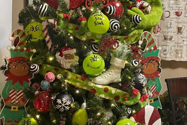 Grinch Themed Christmas Tree