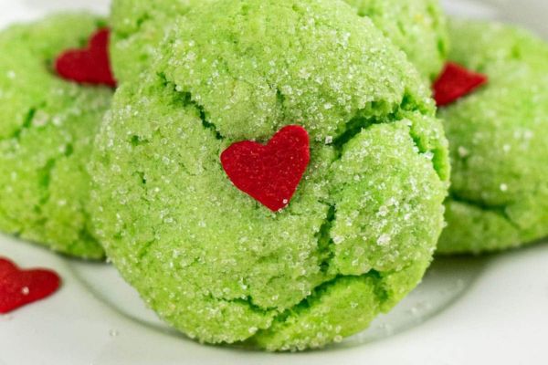 Grinch Themed Cookies And Treats