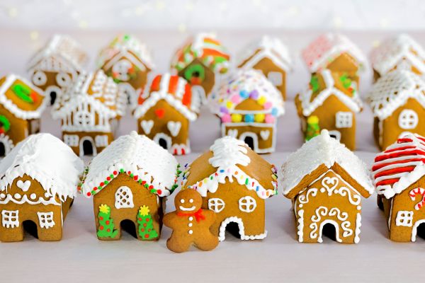 Miniature Gingerbread Houses