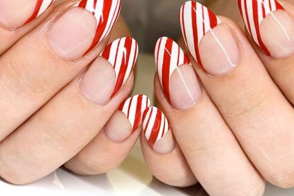 Waves Of Candy Cane Nail